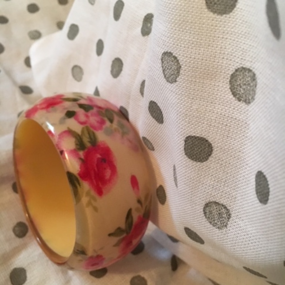 Fabric/Lucite Floral Bangle